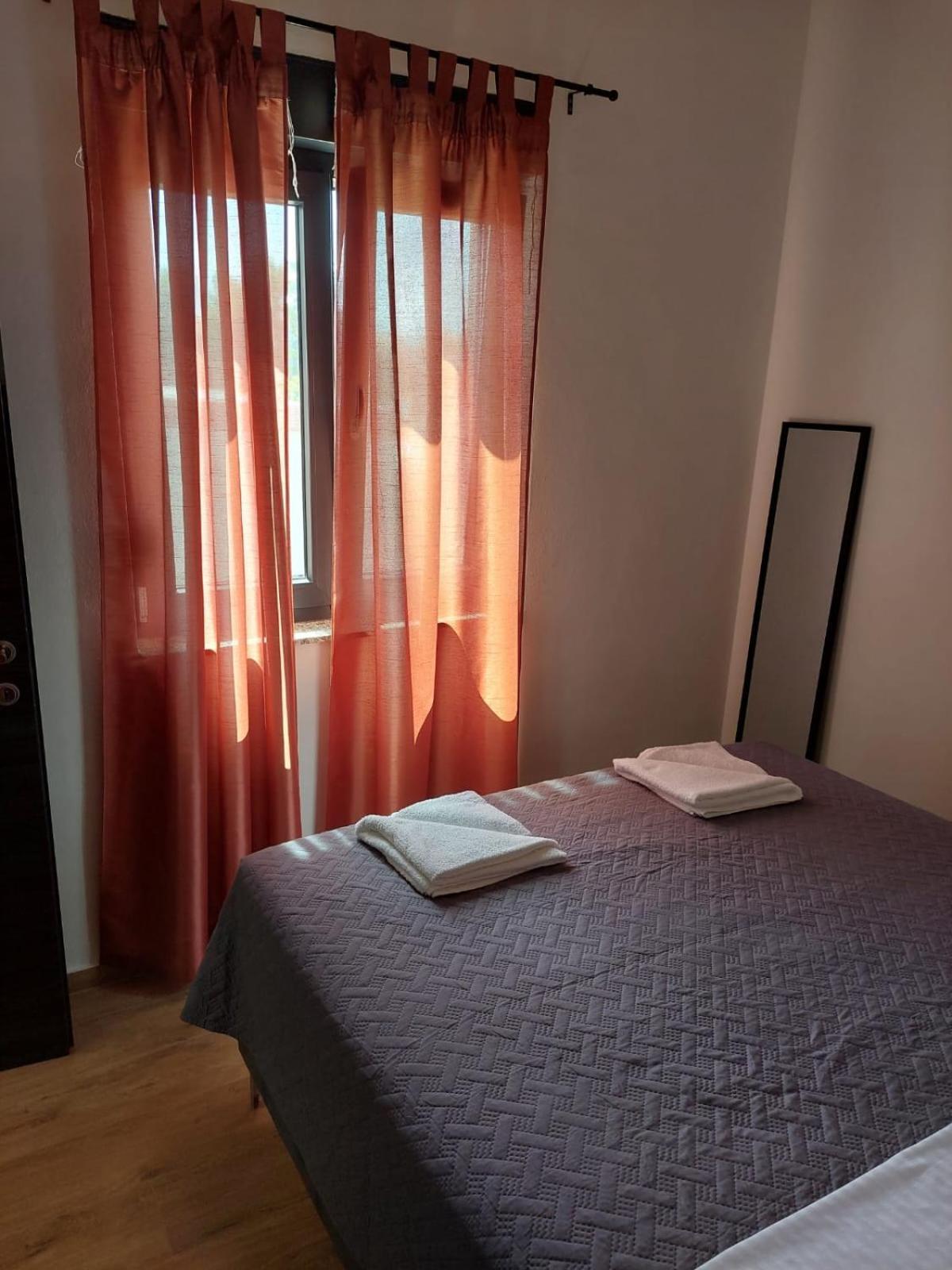 Apartmani Karla Paklenica Starigrad Paklenica Extérieur photo